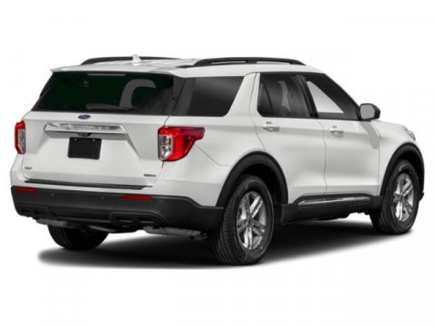 Certified 2021 Ford Explorer XLT w/ Equipment Group 202A image 4