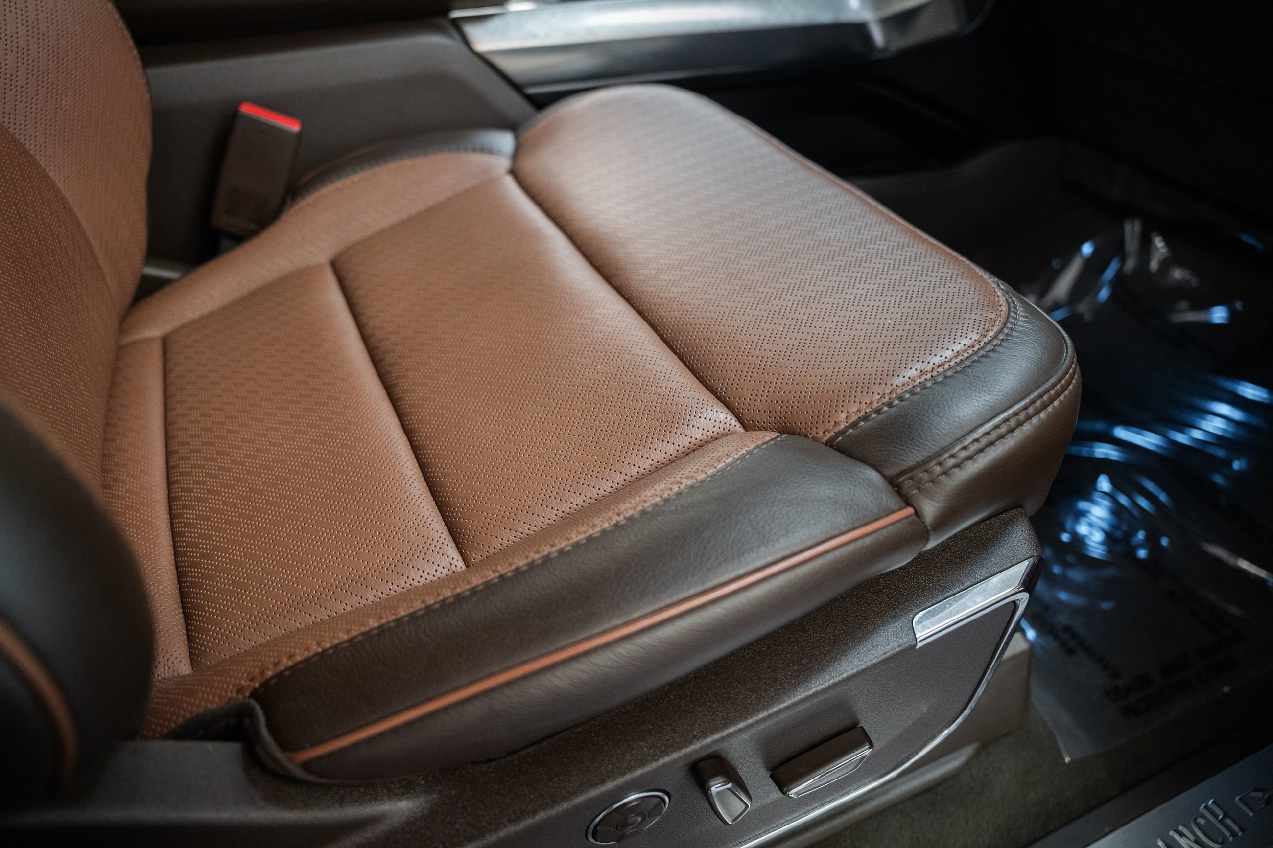 Certified 2022 Ford F150 King Ranch w/ Equipment Group 601A High image 47