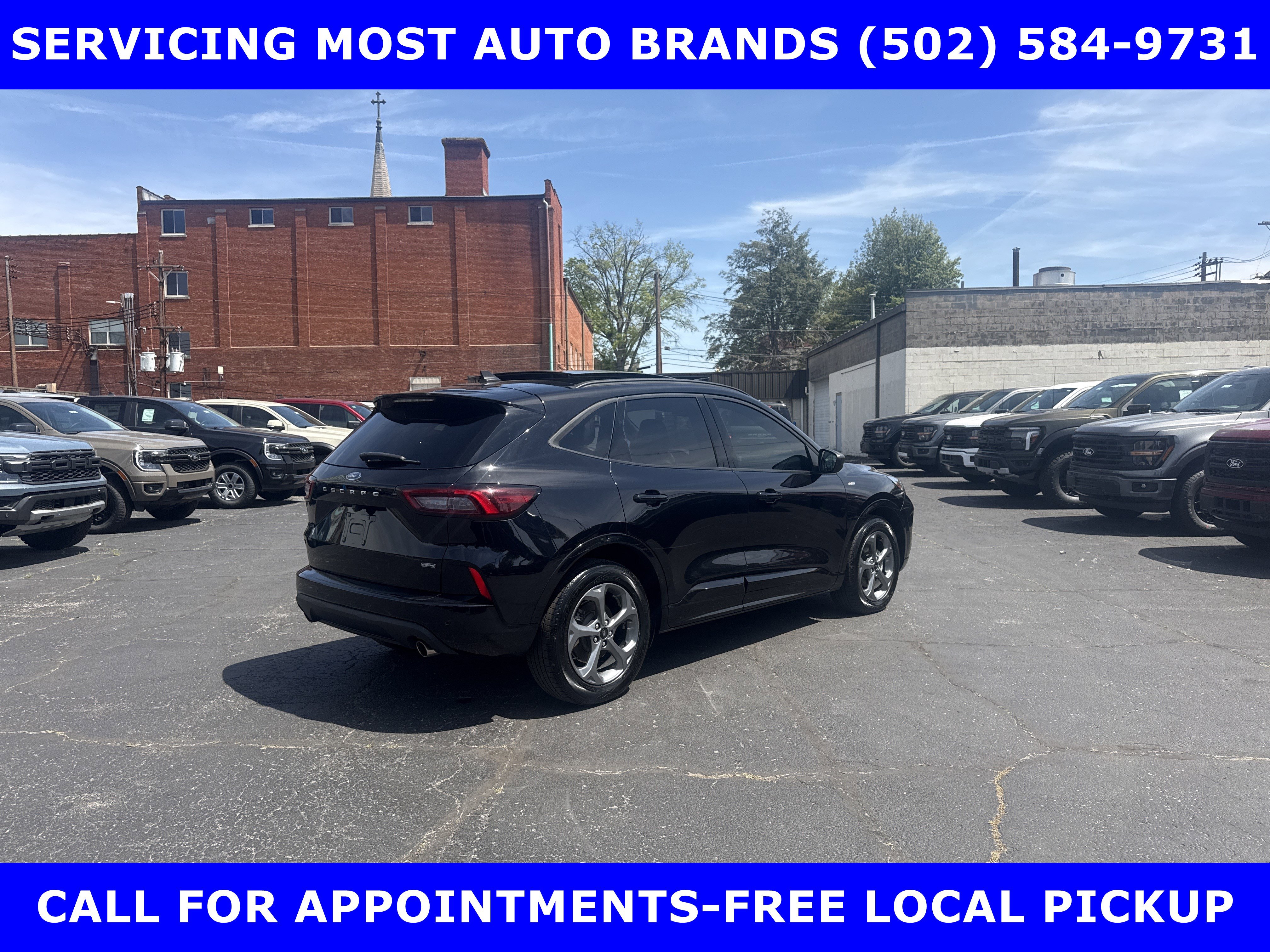 Certified 2023 Ford Escape ST-Line w/ Equipment Group 301A FWD image 3