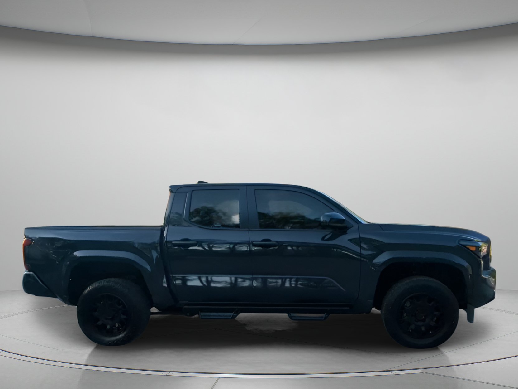 Used 2025 Toyota Tacoma SR5 AWD/4WD image 33