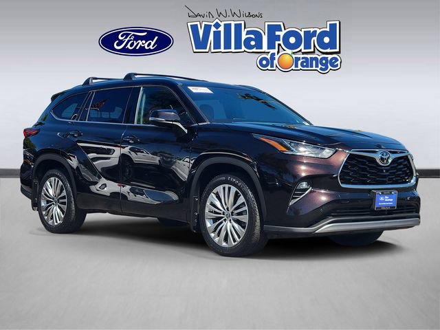 Used 2022 Toyota Highlander Platinum FWD image 33