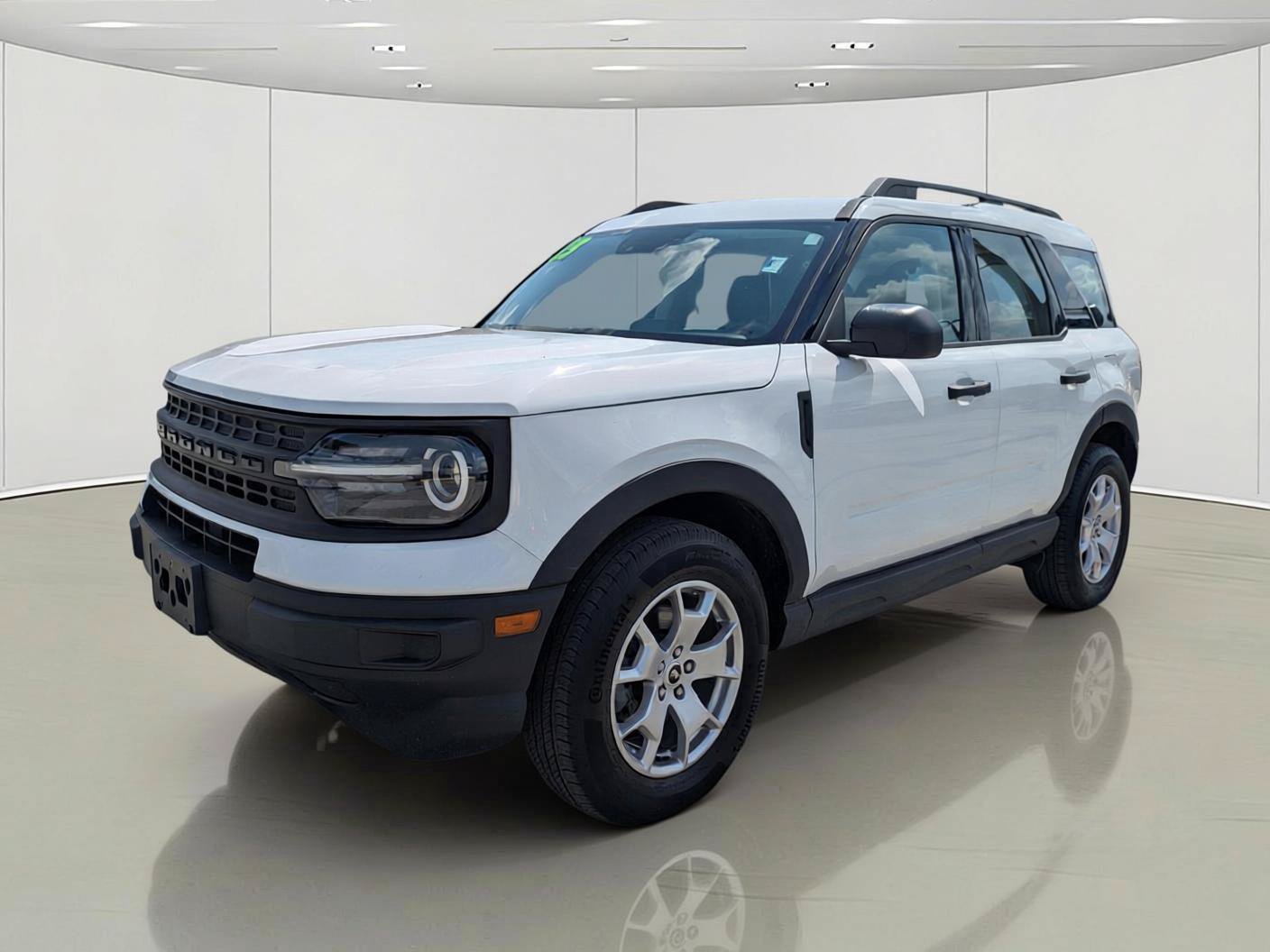 Certified 2023 Ford Bronco Sport AWD/4WD image 2