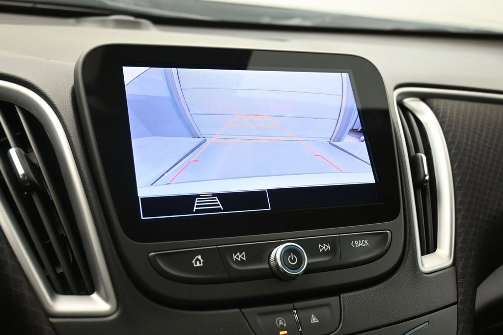 Used 2024 Chevrolet Malibu LT FWD image 4
