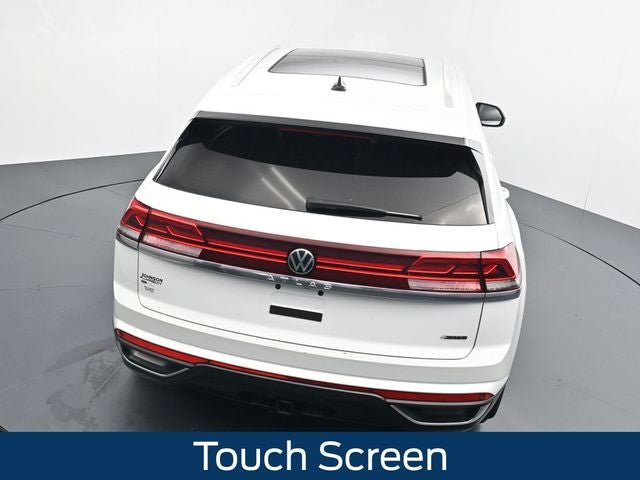 Used 2024 Volkswagen Atlas Cross Sport SE AWD/4WD image 23