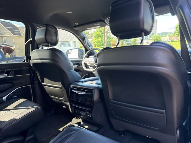 Used 2024 Jeep Wagoneer Series III image 42