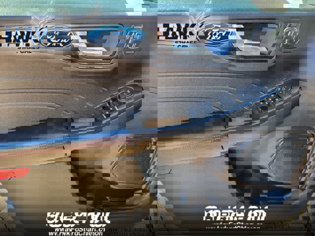 Certified 2022 Ford Escape SEL w/ SEL Stealth AWD Package image 16