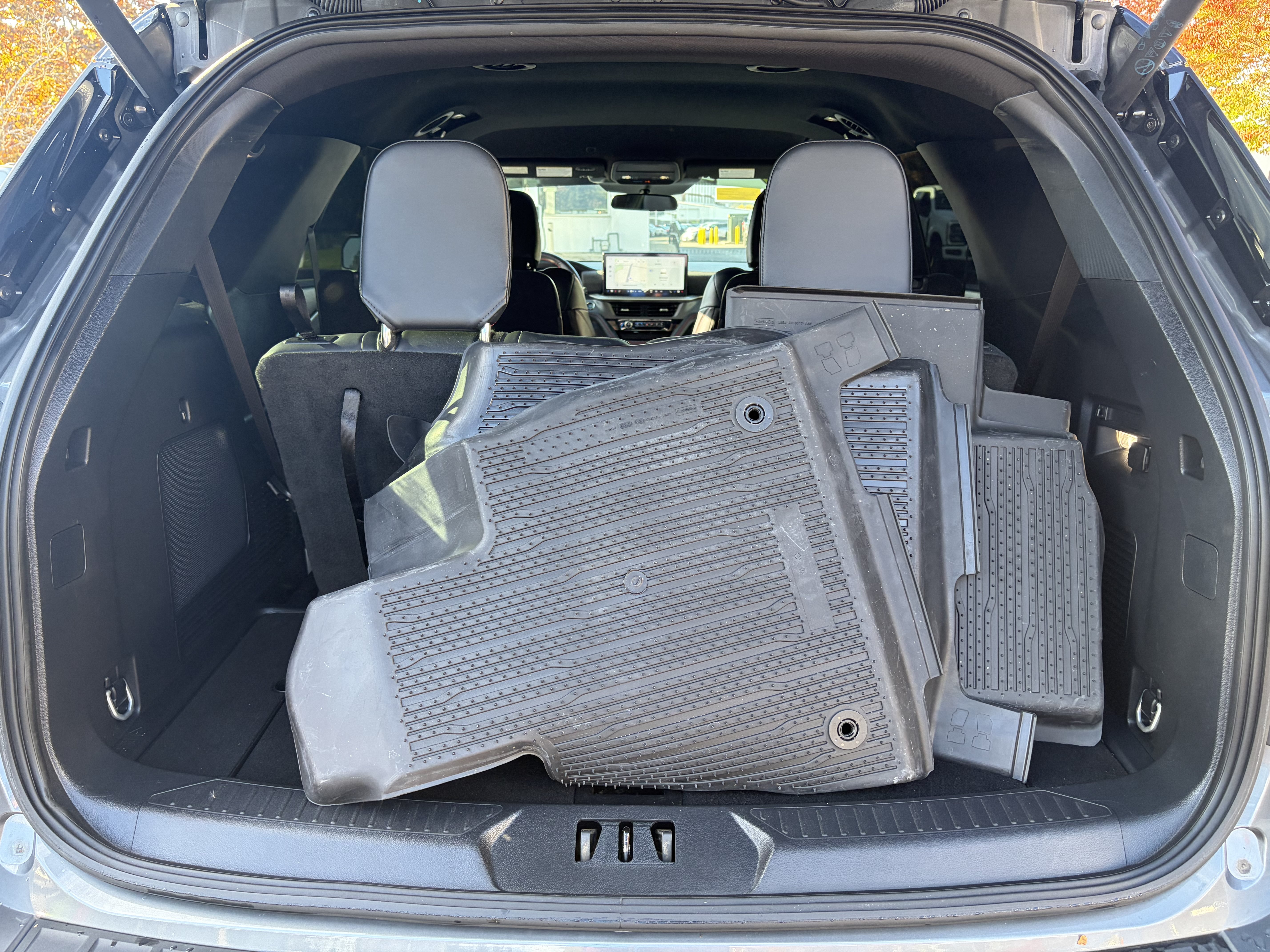 Certified 2025 Ford Explorer ST-Line AWD/4WD image 26