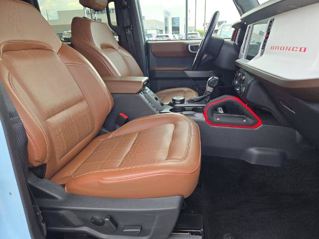 Certified 2023 Ford Bronco Heritage Edition AWD/4WD image 4