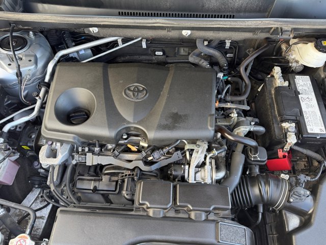Used 2020 Toyota RAV4 Limited AWD/4WD image 23