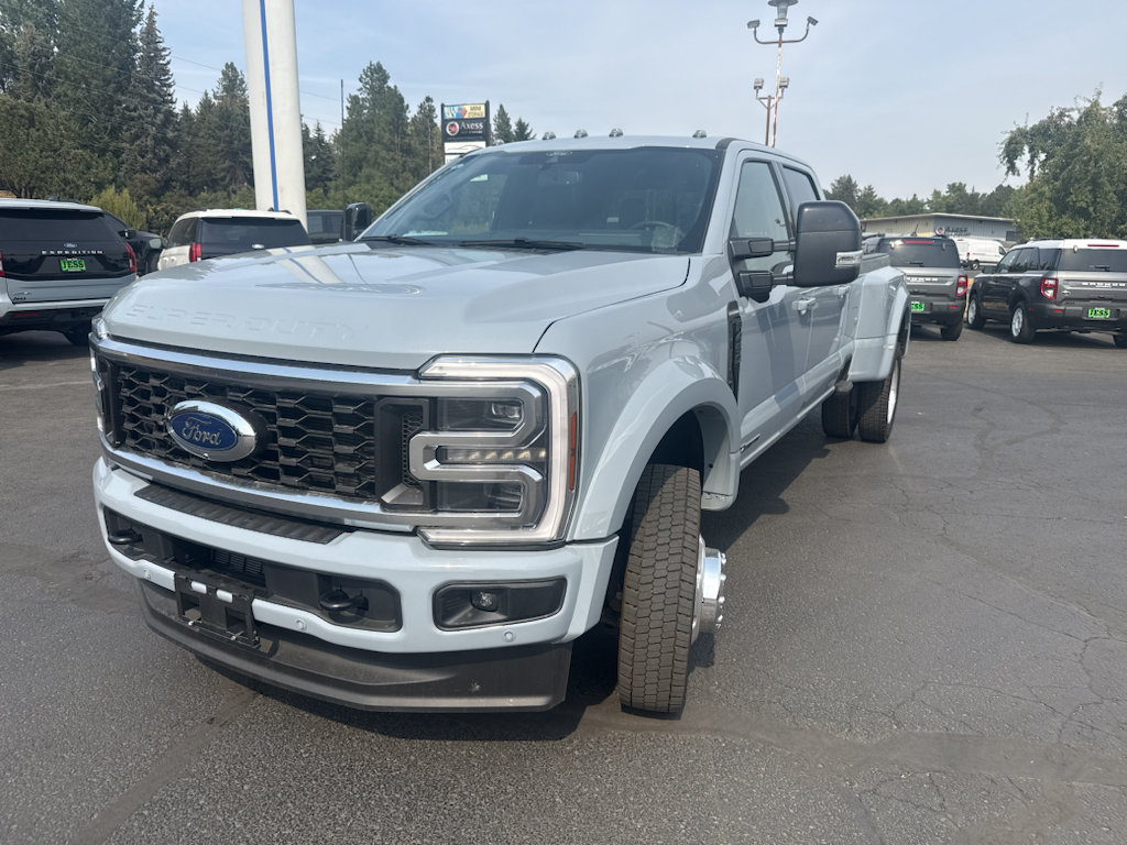 Certified 2026 Ford F450 Platinum AWD/4WD image 1