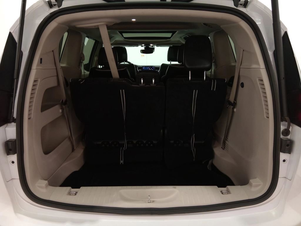 Used 2023 Chrysler Pacifica Limited image 10
