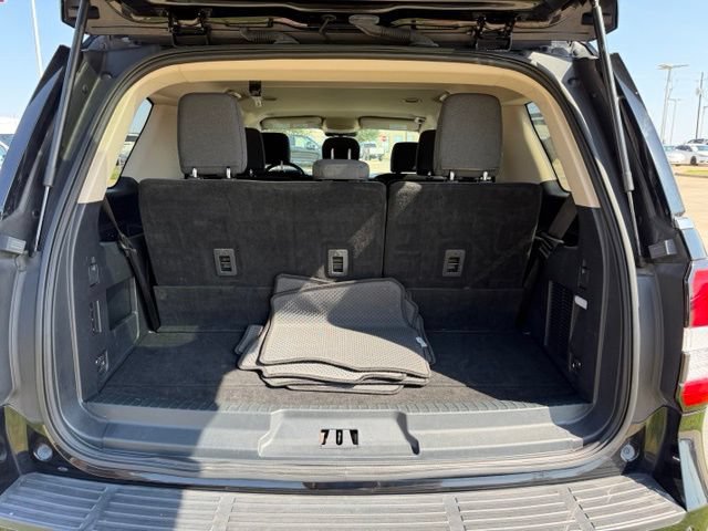 Certified 2024 Ford Expedition XLT RWD image 10