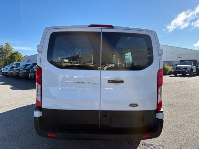 Certified 2025 Ford Transit 250 Low Roof w/ Exterior Upgrade Package RWD image 4