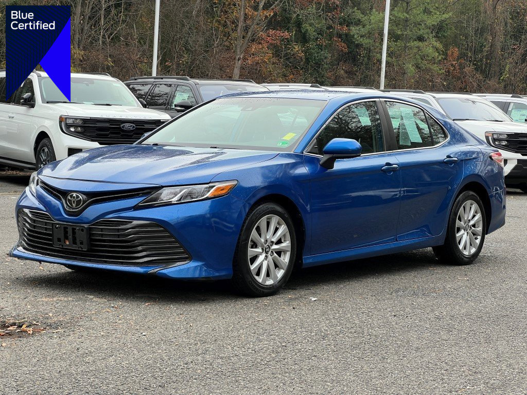 Used 2019 Toyota Camry LE image 1