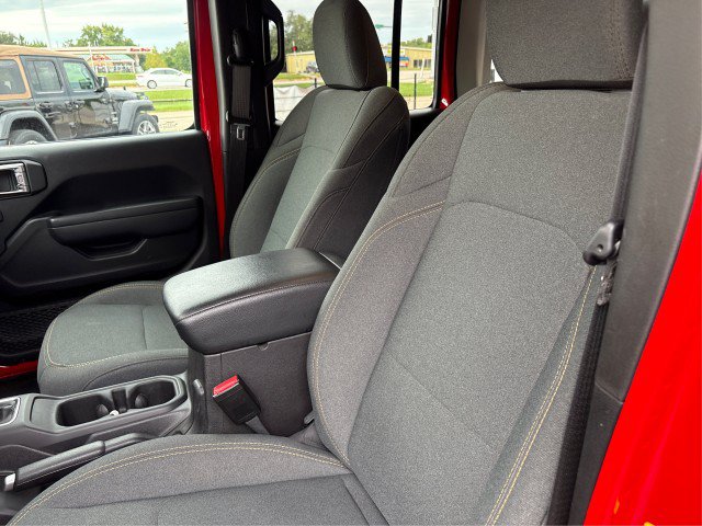 Used 2025 Jeep Wrangler Unlimited Sport S 4xe AWD/4WD image 9
