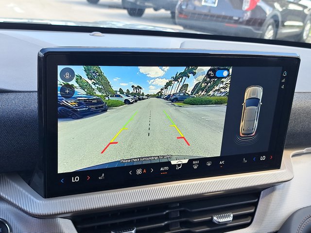 Certified 2025 Ford Explorer Active image 31