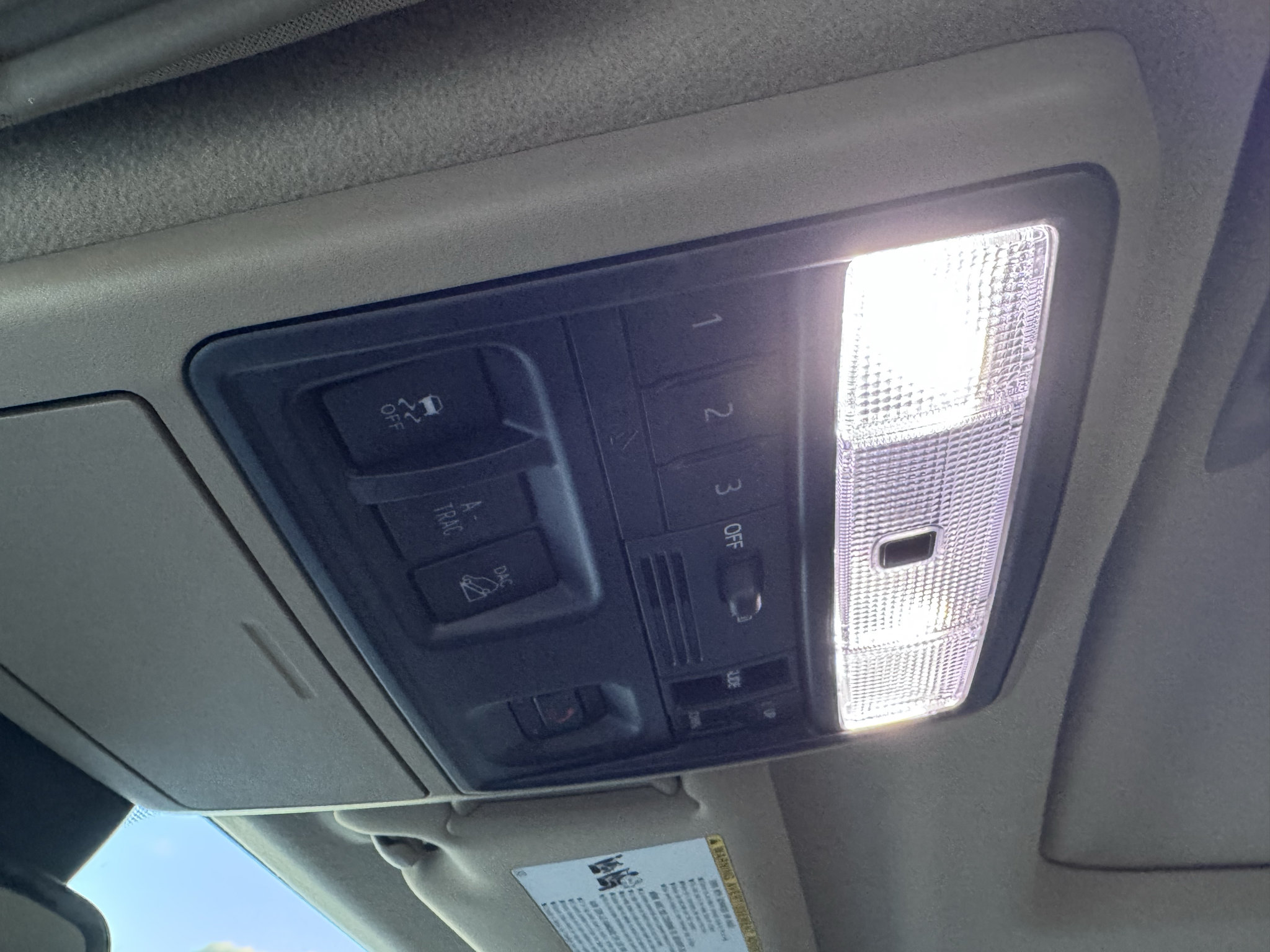 Used 2023 Toyota 4Runner Limited AWD/4WD image 26