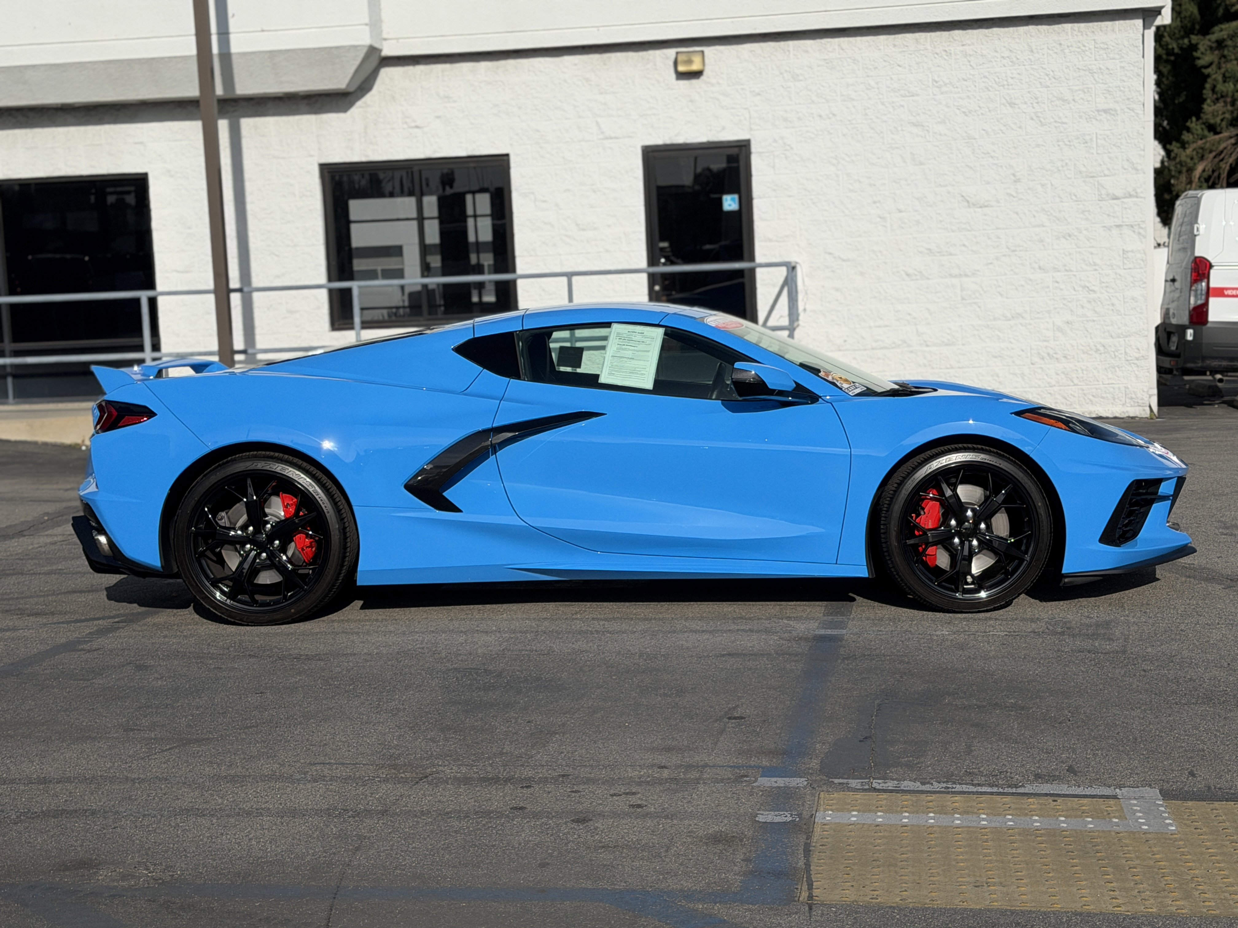 Used 2023 Chevrolet Corvette Stingray Coupe w/ Z51 Performance Package RWD image 11