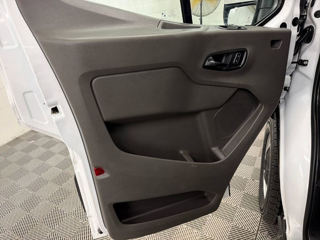 Certified 2023 Ford Transit 250 Medium Roof RWD image 16