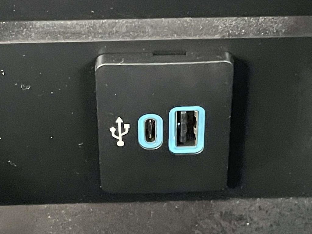 Certified 2024 Ford F350 Lariat w/ Lariat Ultimate Package image 23