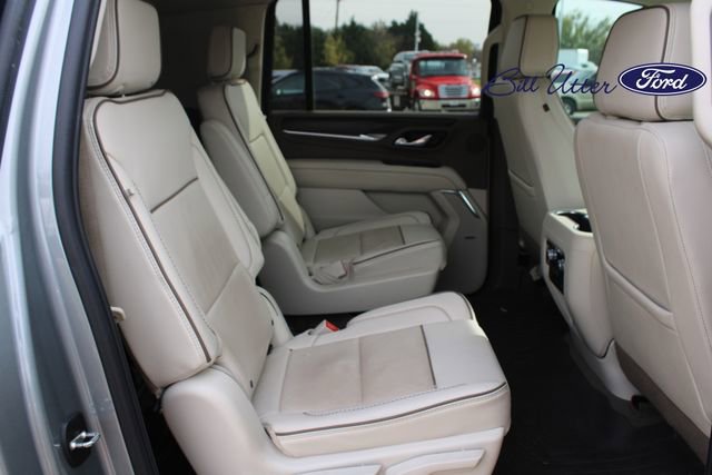 Used 2024 GMC Yukon XL Denali image 13