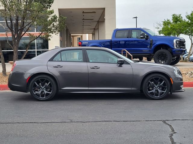 Used 2021 Chrysler 300 Touring L RWD image 8