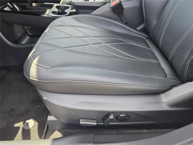 Certified 2025 Ford Mustang Mach-E Select RWD image 22