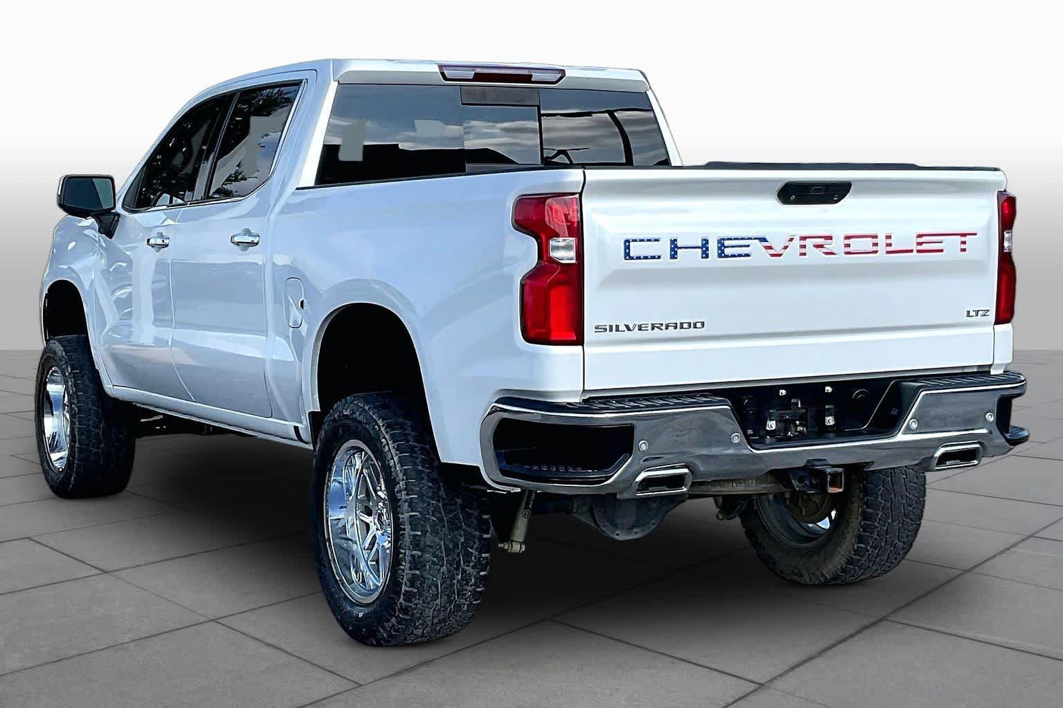 Used 2022 Chevrolet Silverado 1500 LTZ AWD/4WD image 12
