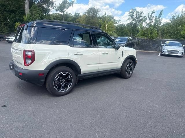 Certified 2025 Ford Bronco Sport Outer Banks w/ Outer Banks Tech Package+ AWD/4WD image 9