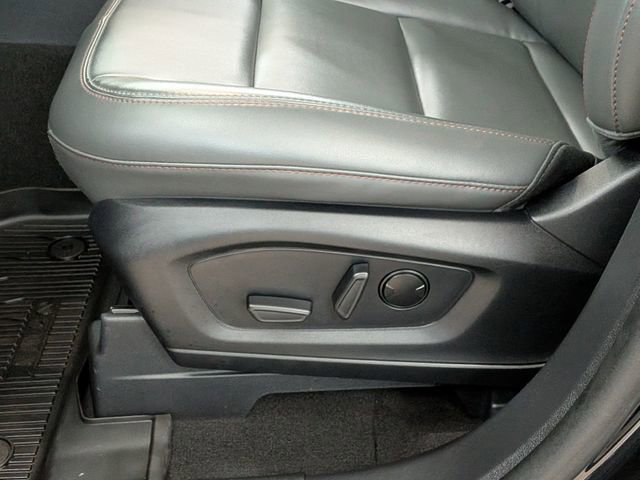 Certified 2025 Ford Explorer Active w/ Active Comfort Package image 12
