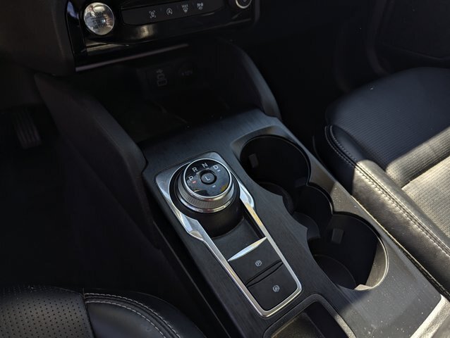 Certified 2025 Ford Escape Platinum AWD/4WD image 11
