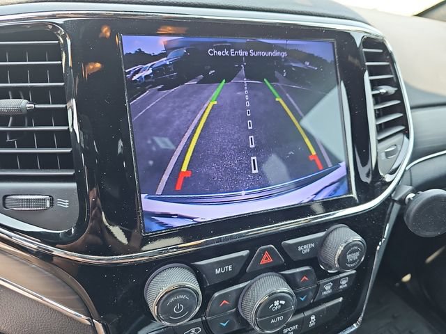 Used 2020 Jeep Grand Cherokee Limited RWD image 28