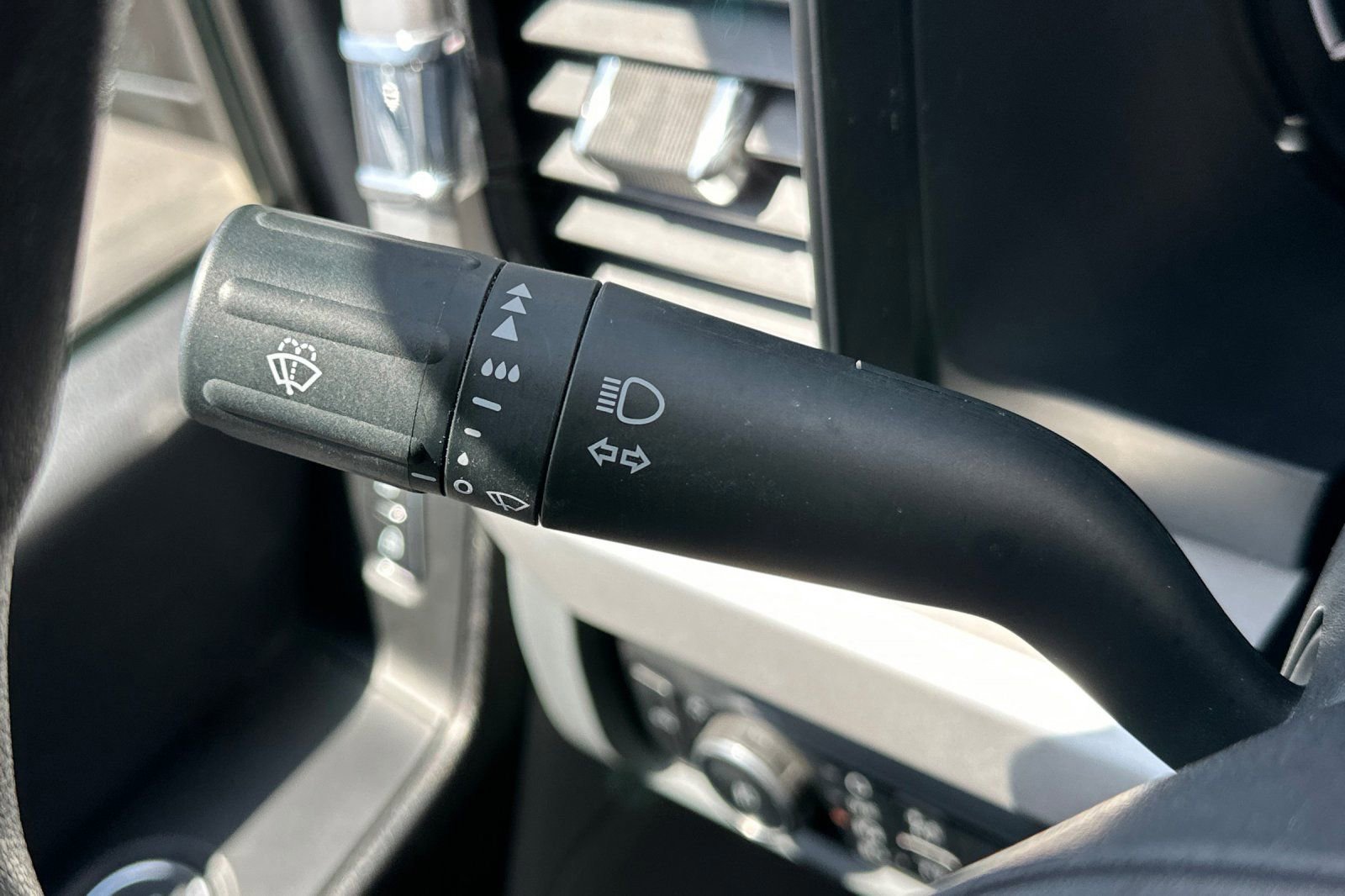 Certified 2024 Ford F250 XL w/ XL Chrome Package image 28