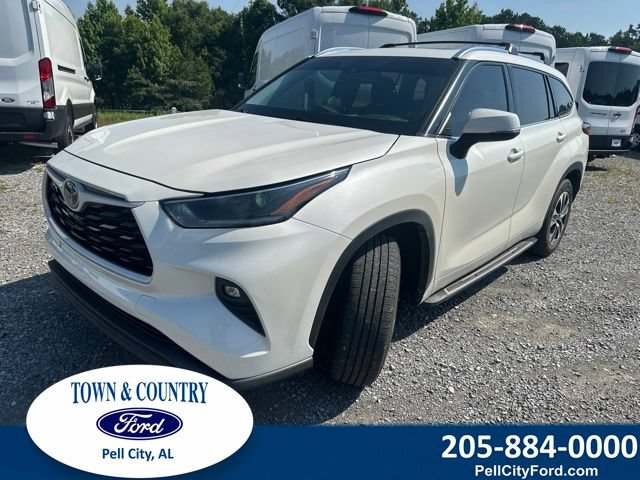 Used 2021 Toyota Highlander XLE