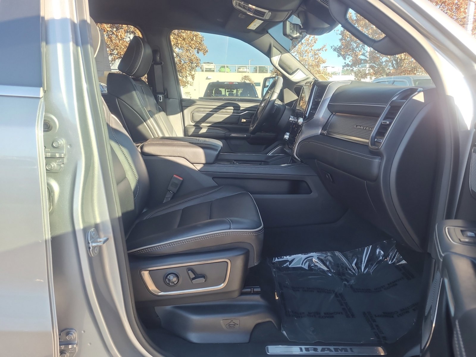 Used 2021 RAM 1500 Limited image 19