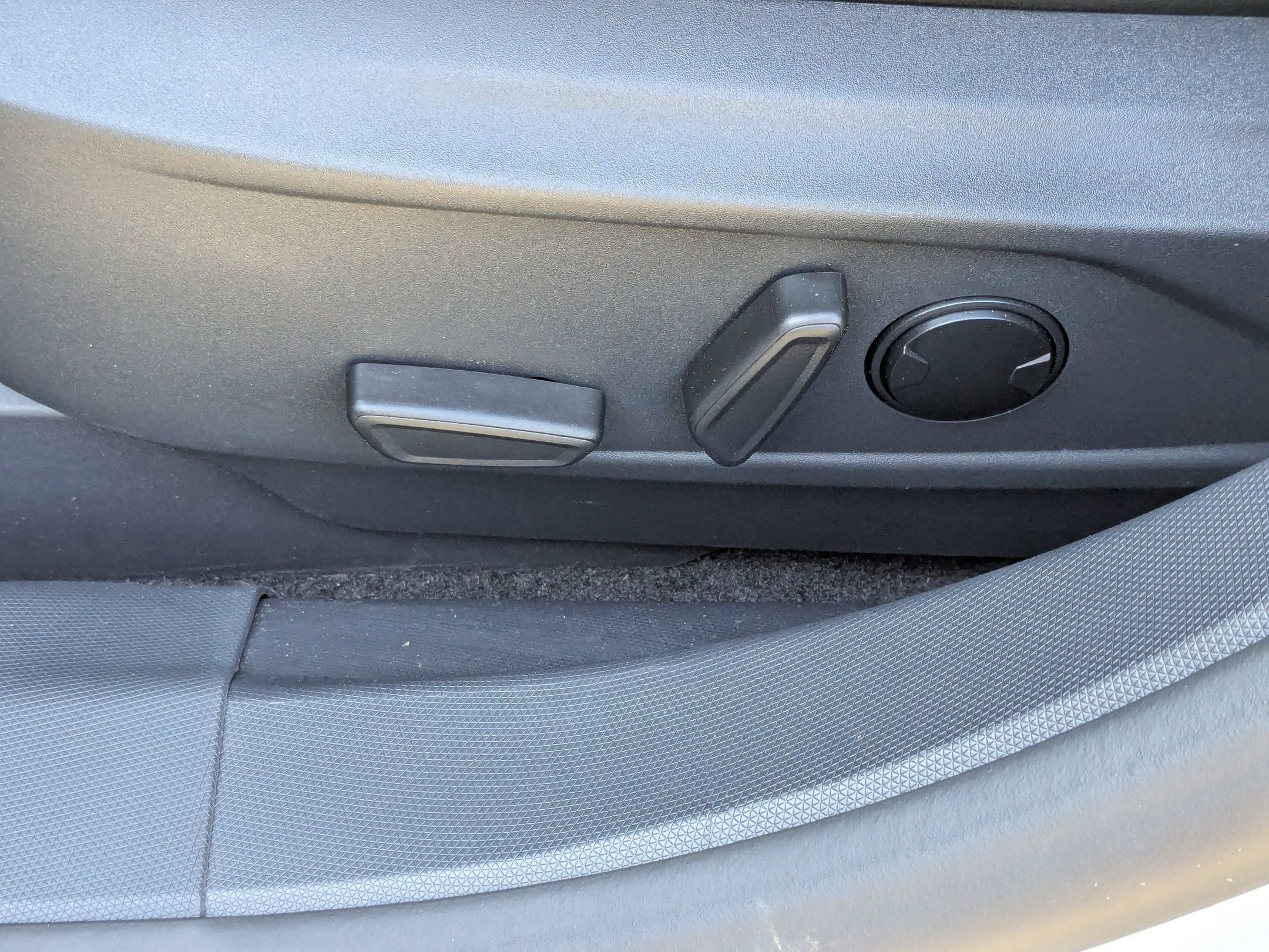 Certified 2025 Ford Mustang Mach-E GT image 17