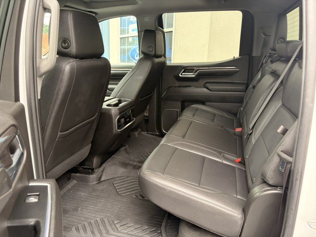 Used 2023 Chevrolet Silverado 1500 LTZ w/ LTZ Premium Package AWD/4WD image 21