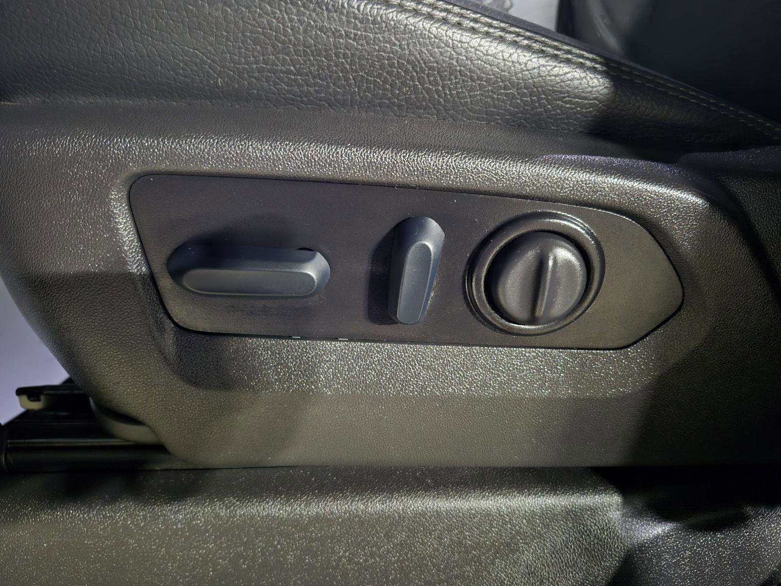 Used 2022 GMC Sierra 3500 Denali image 10