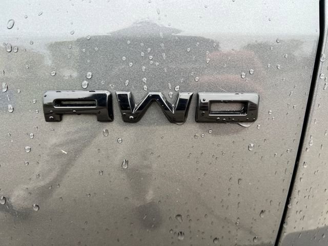 Certified 2022 Ford Escape SEL w/ SEL Stealth AWD Package image 39