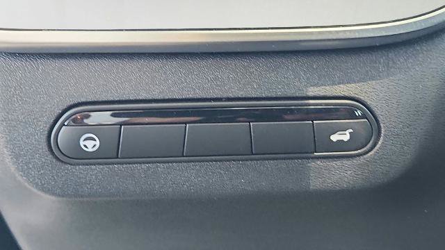 Used 2026 INFINITI QX60 Luxe w/ Cargo Package FWD image 10