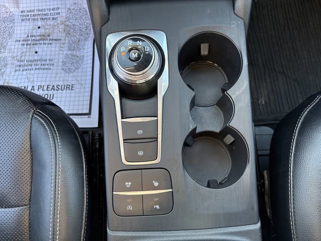 Certified 2020 Ford Escape Titanium image 34