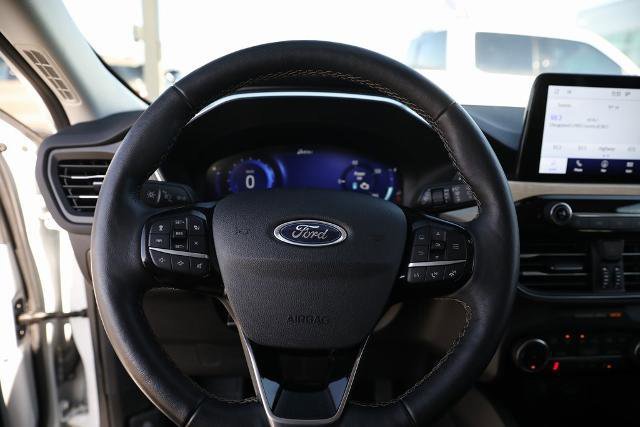 Certified 2022 Ford Escape Titanium w/ Titanium Elite Package image 38