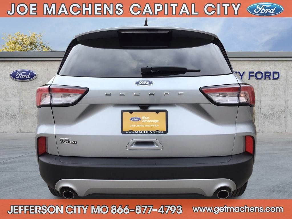 Certified 2022 Ford Escape SE image 4