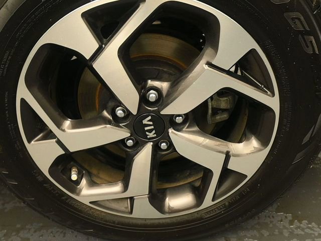 Used 2020 Kia Sportage LX image 9