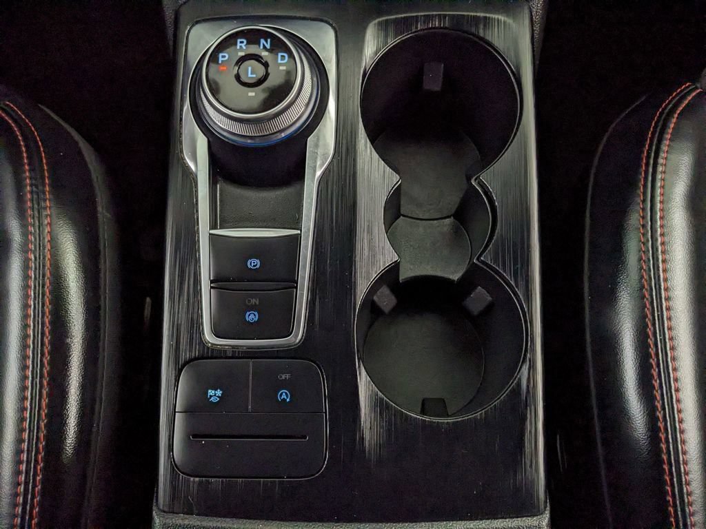 Certified 2024 Ford Escape ST-Line AWD/4WD image 8