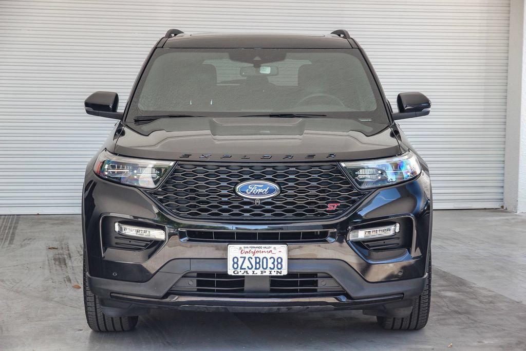 Certified 2022 Ford Explorer ST w/ Equipment Group 401A AWD/4WD image 2