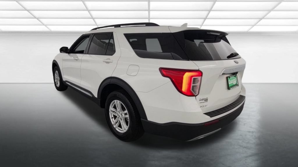 Certified 2024 Ford Explorer XLT w/ Equipment Group 202A AWD/4WD image 7