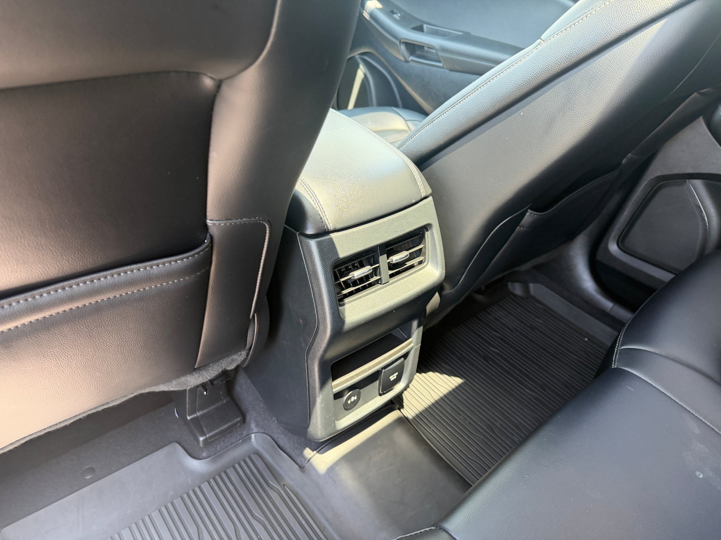 Certified 2024 Ford Edge SEL w/ Convenience Package AWD/4WD image 20