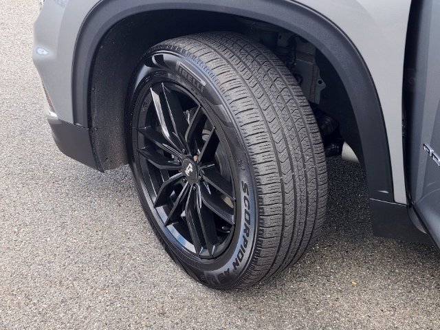 Used 2024 GMC Acadia Elevation w/ Luxury Package AWD/4WD image 33