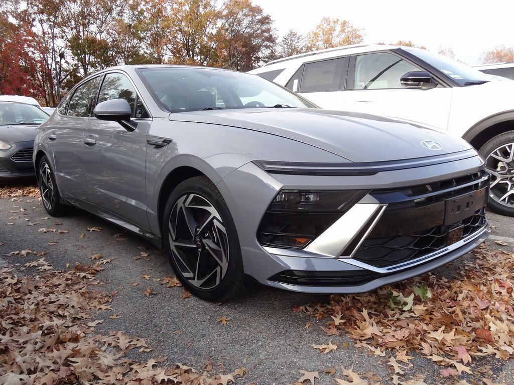 Used 2024 Hyundai Sonata SEL w/ Convenience Package